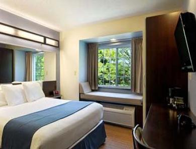 Microtel Inn And Suites By Wyndham - Geneva Room photo