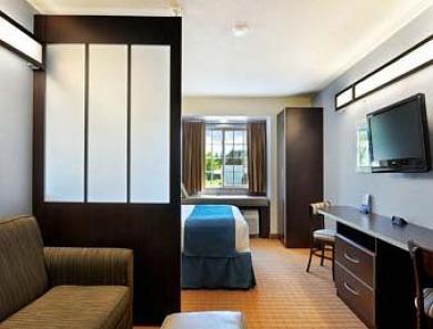 Microtel Inn And Suites By Wyndham - Geneva Room photo